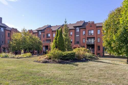 124.8 m2 - 152, Rue de Morency apt. 401