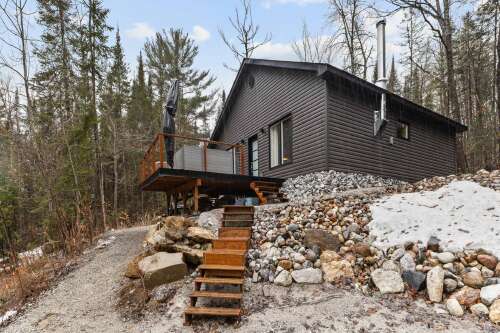 83.54 m2 - 174, Ch. du Lac-Désormeaux