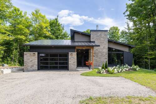 149.47 m2 - 122 Ch. Valdie