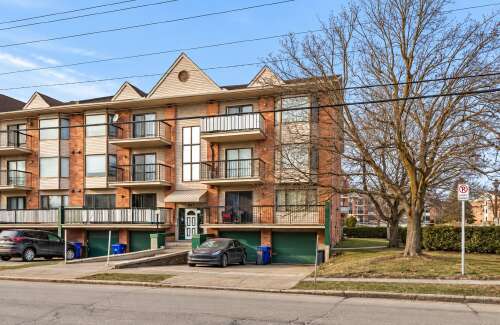 100 m2 - 983, Boul. St-René O. apt. F